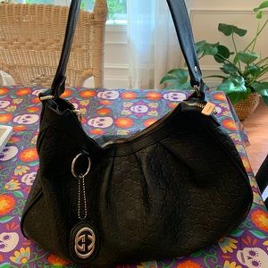 Authentic Gucci hobo Sukey purse/bag